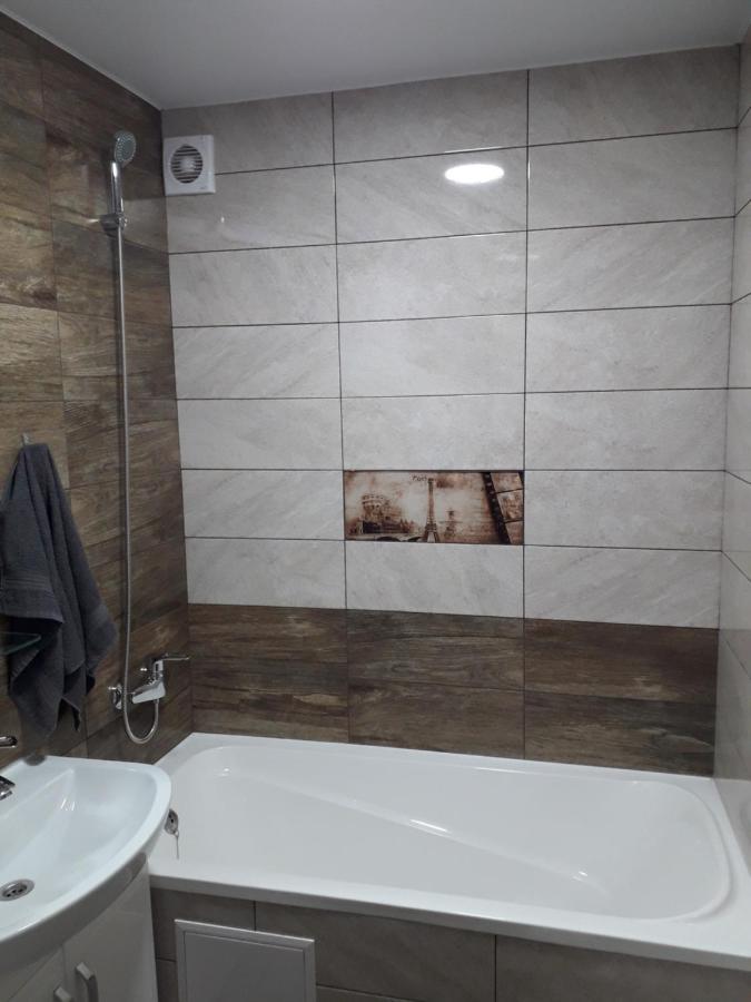 Stefan 16-50 Apartment Balti Bagian luar foto